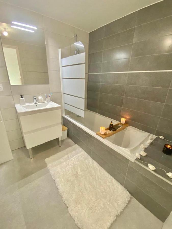 Luxurious Flat At 5 Min By Walk To Monaco, Free Parking And Sea View Apartment Beausoleil Exterior photo